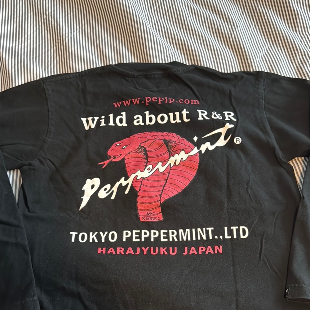 Black Long Sleeve Graphic Tee Harajuku Tokyo Peppermint
